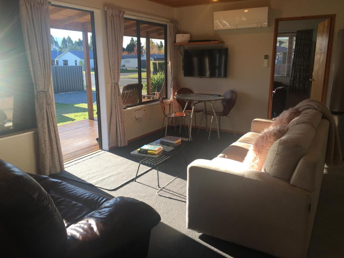 Te Anau Cottage On Govan Exterior foto